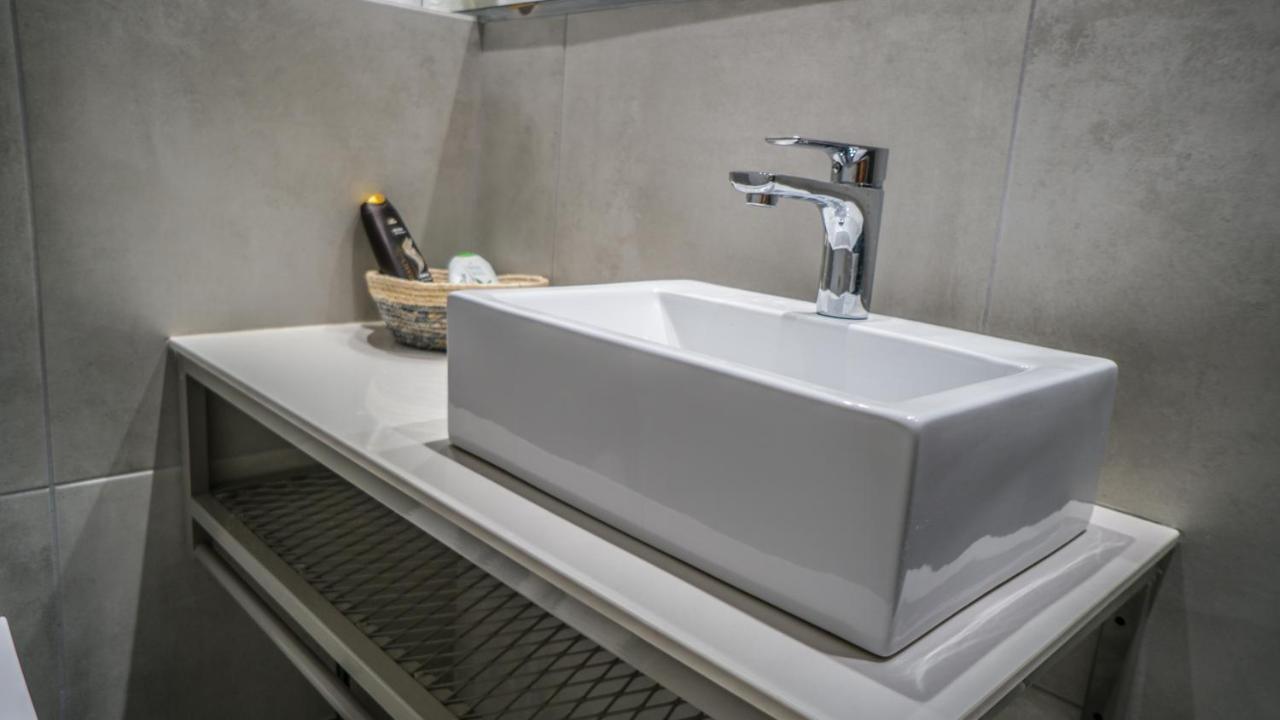 Anfi Suites Goúvai Ngoại thất bức ảnh